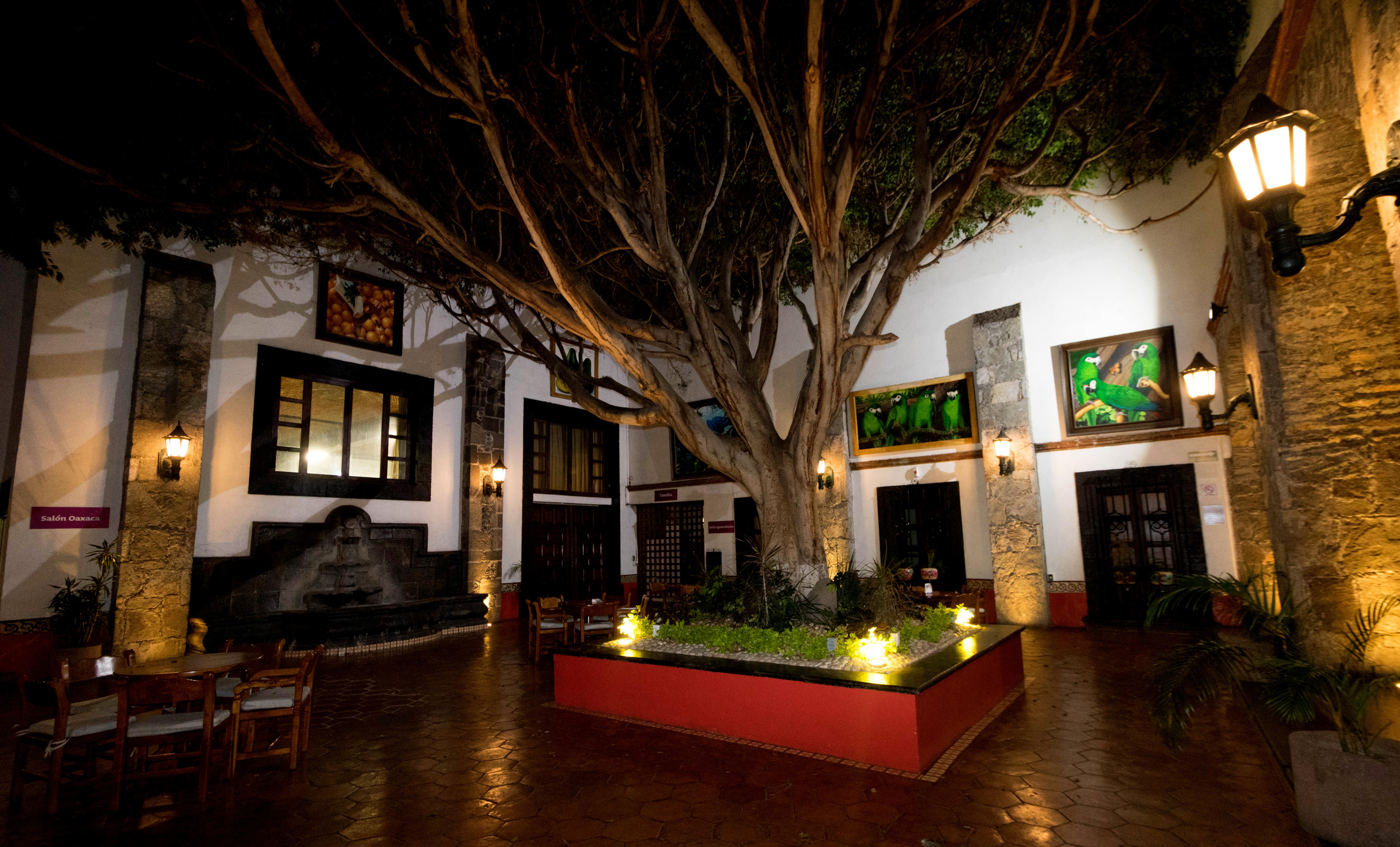 Hotel Mision San Gil San Juan del Río Exterior foto
